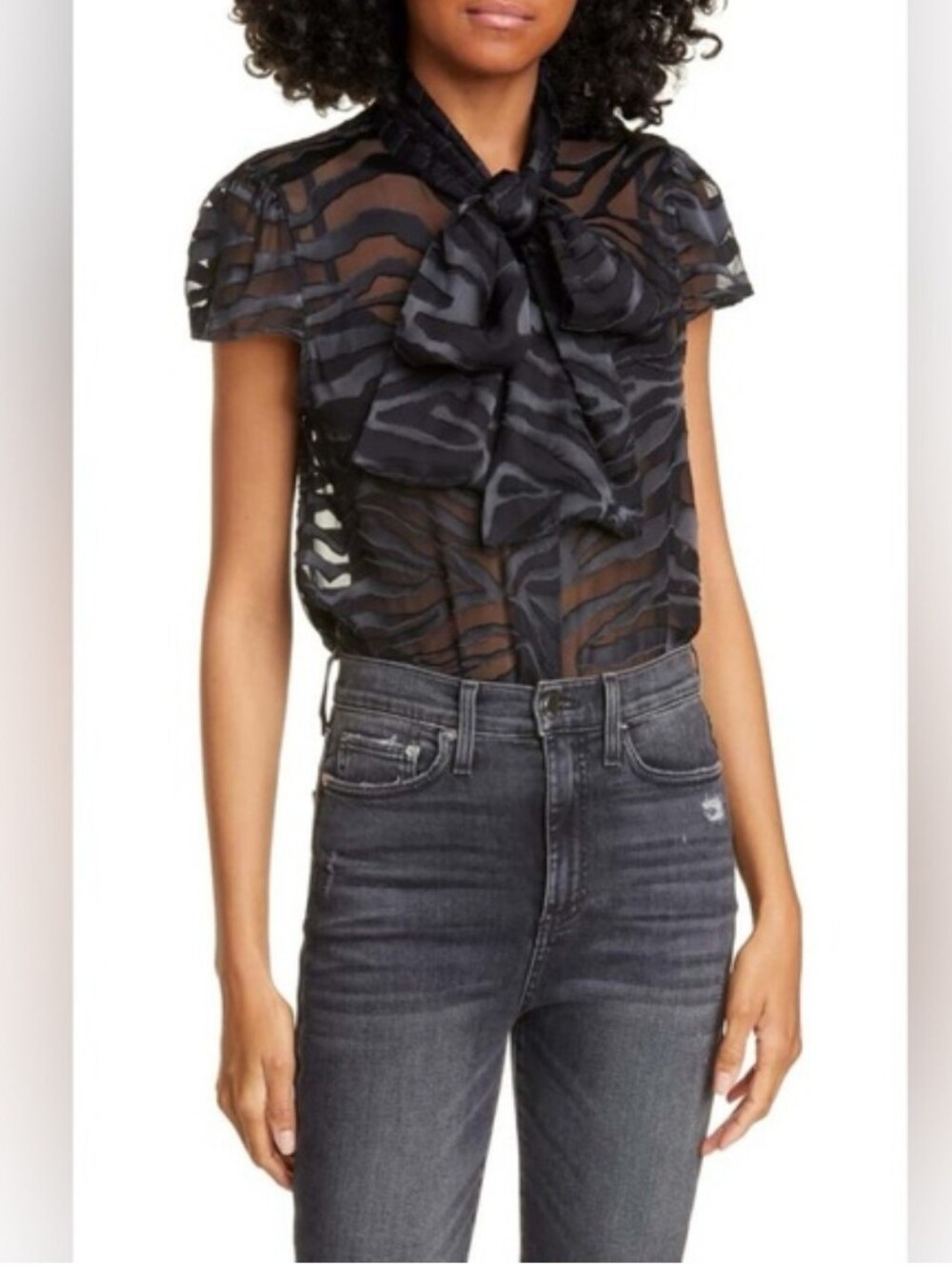 NWT. ALICE + OLIVIA Jeannie Black Silk Blouse With Tie-Neck Bow